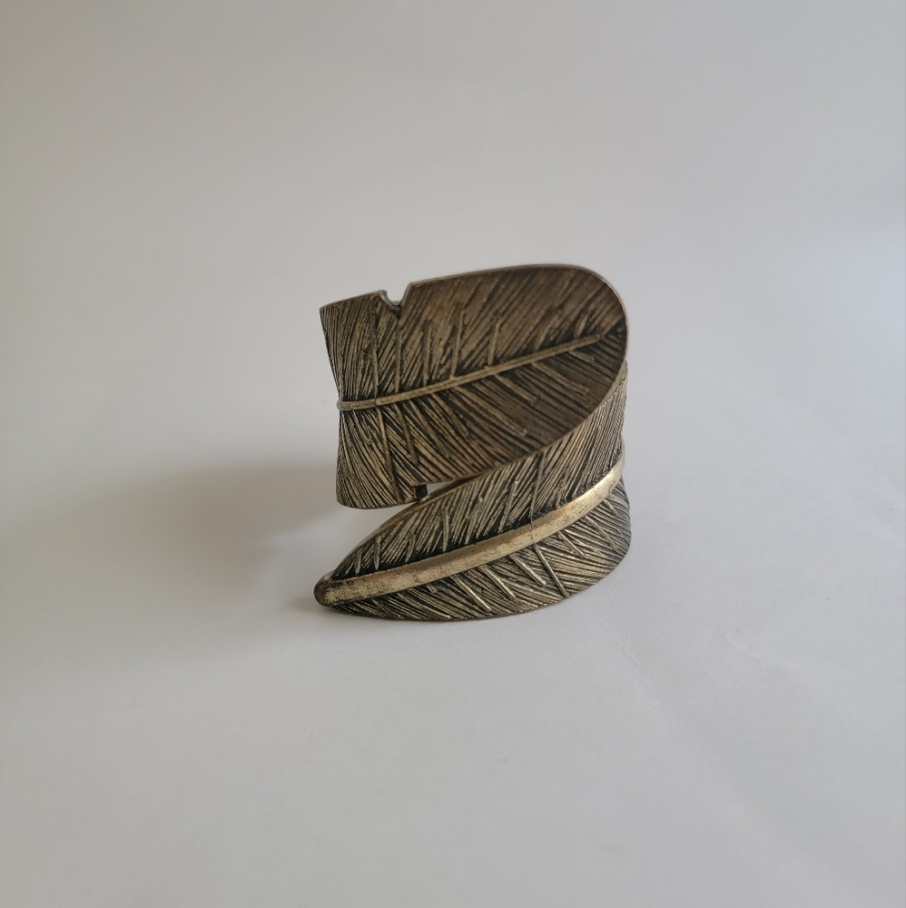 BRONZE FEATHER CUFF BRACELET